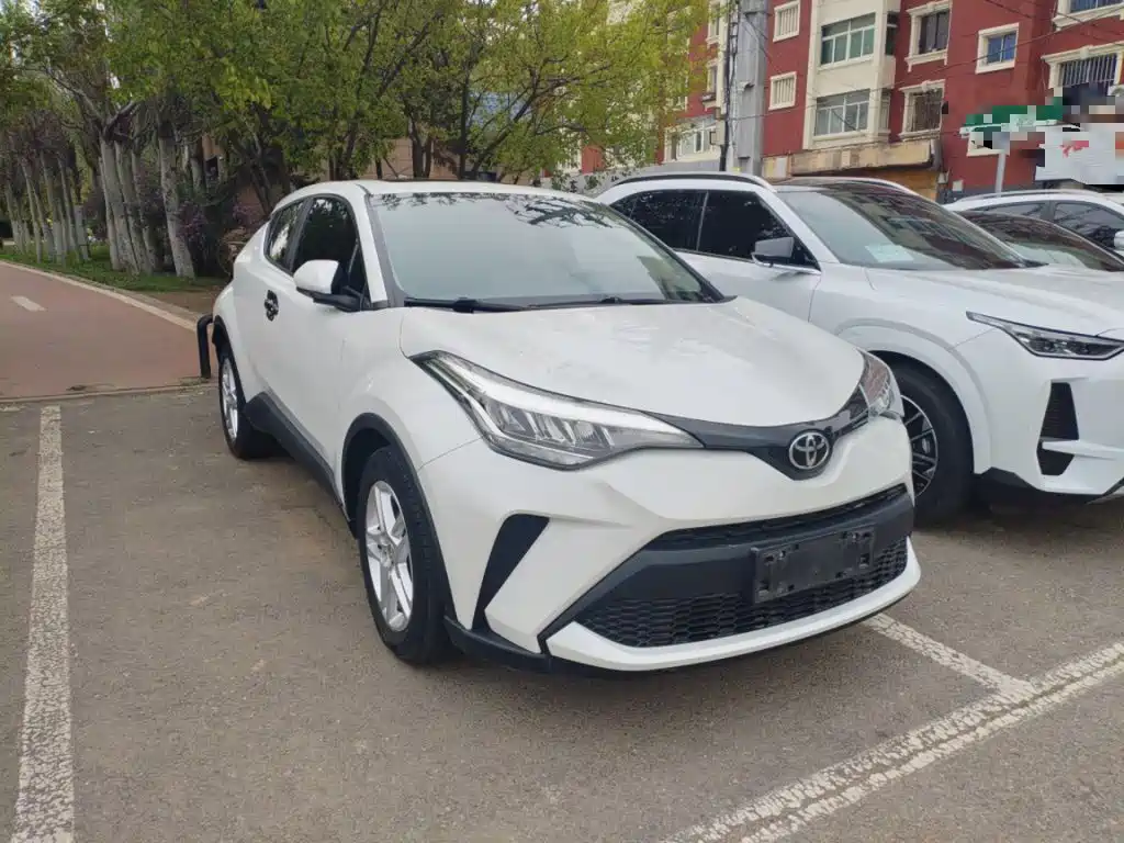 Toyota C-HR 2021 — фото 8