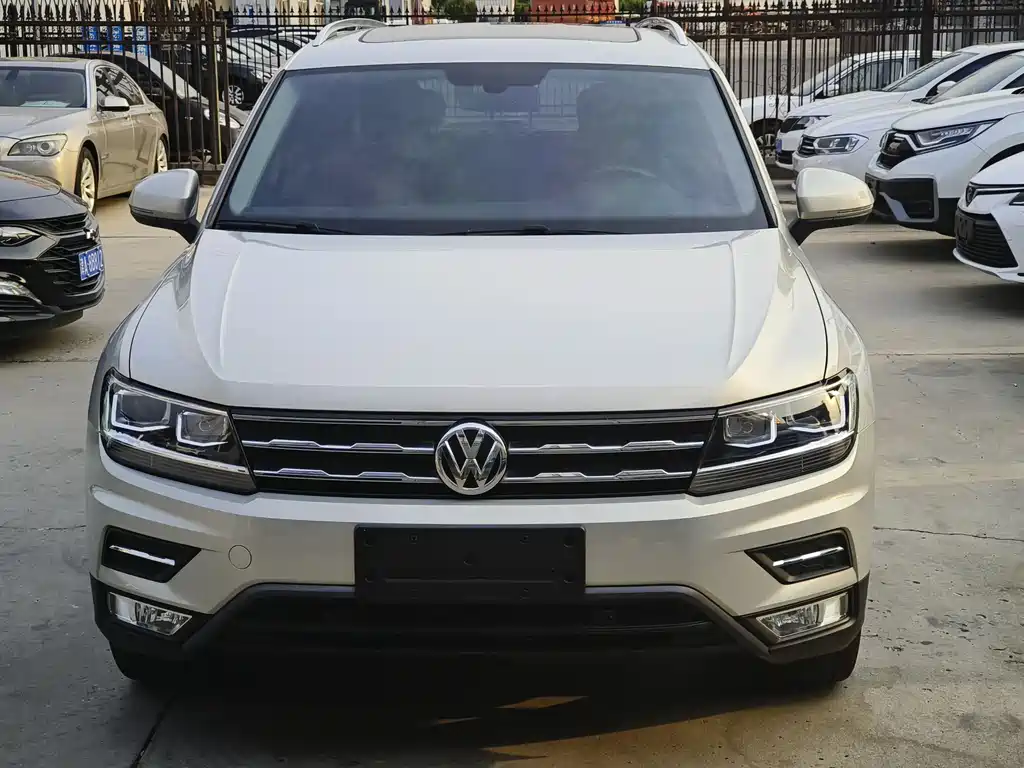 Volkswagen Tiguan L 2019 — фото 3