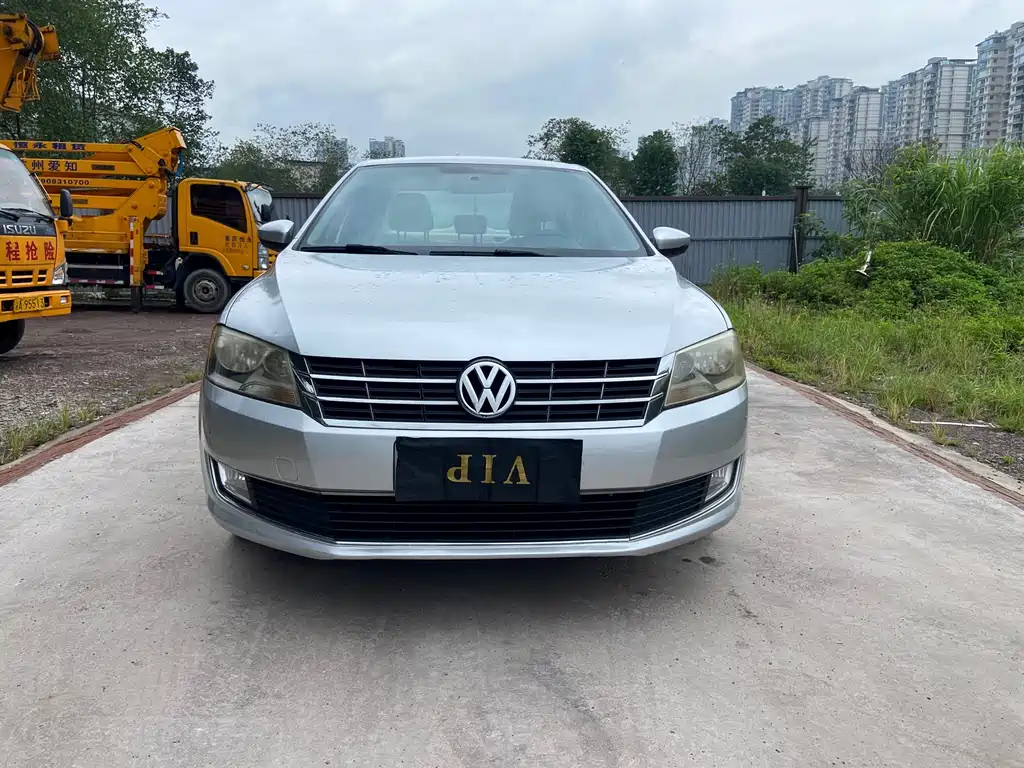 Volkswagen Lavida 2014