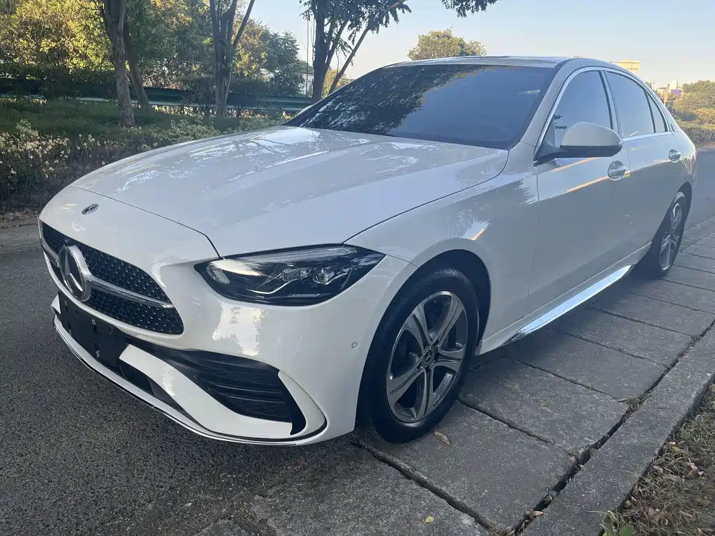 Mercedes-Benz C-Class 2022 — фото 1