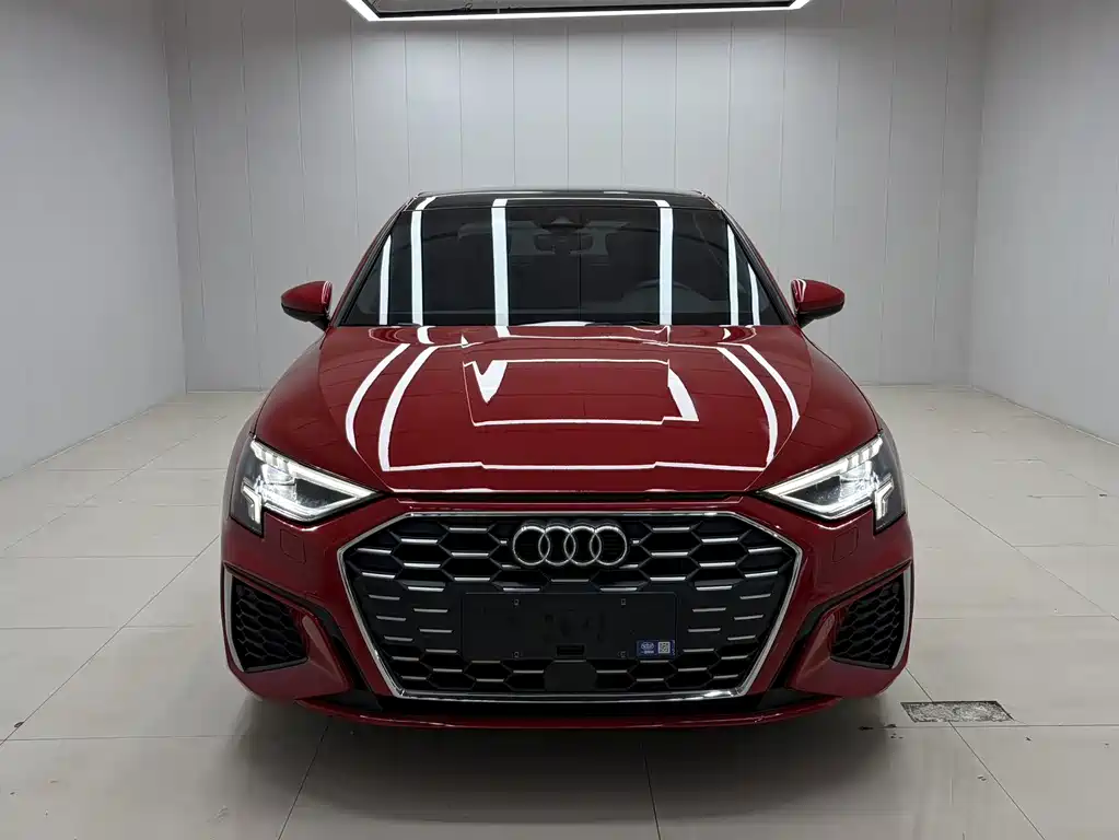 Audi A3 2022 — фото 2