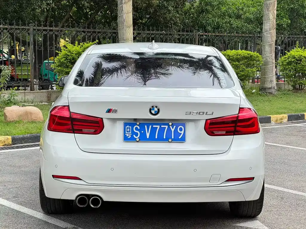 BMW 3 Series 2018 — фото 3