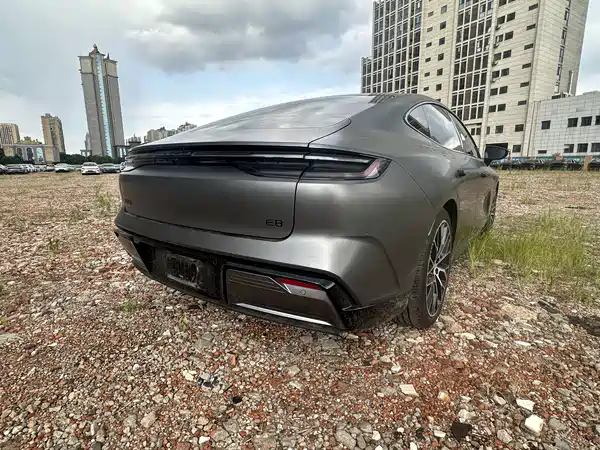 Geely Galaxy E8 2024