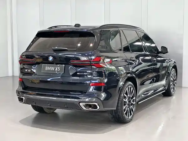 BMW X5 2024