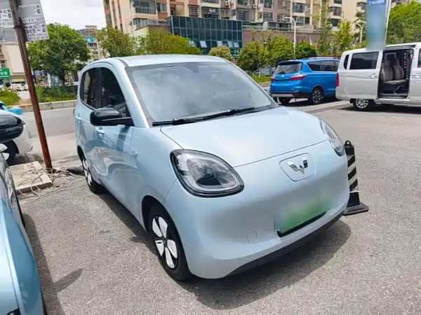 Wuling Hongguang MINIEV 2025