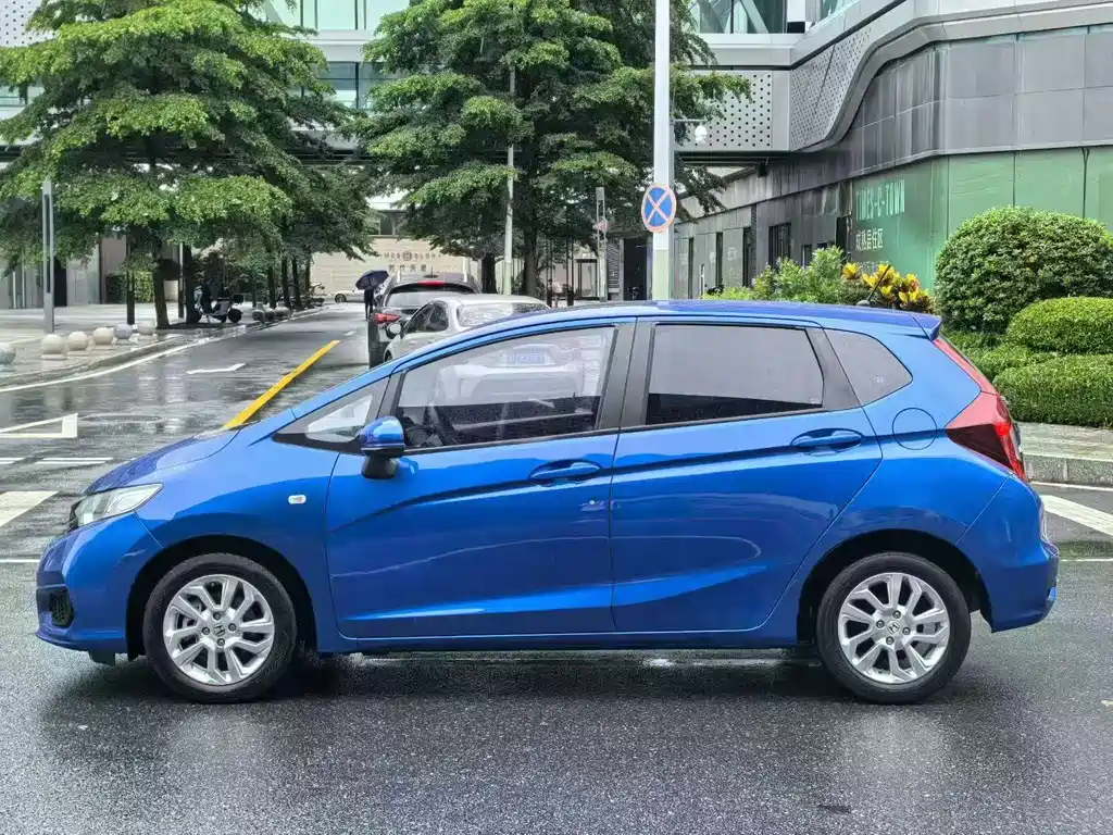 Honda Fit 2019 — фото 8