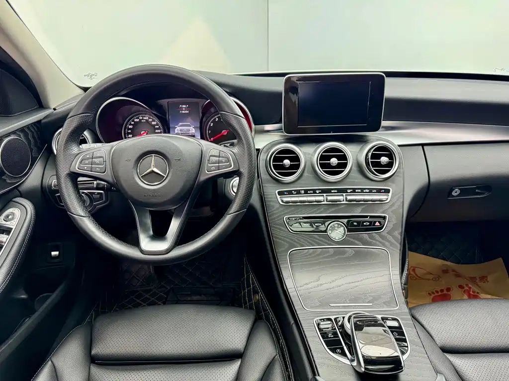 Mercedes-Benz C-Class 2018 — фото 17