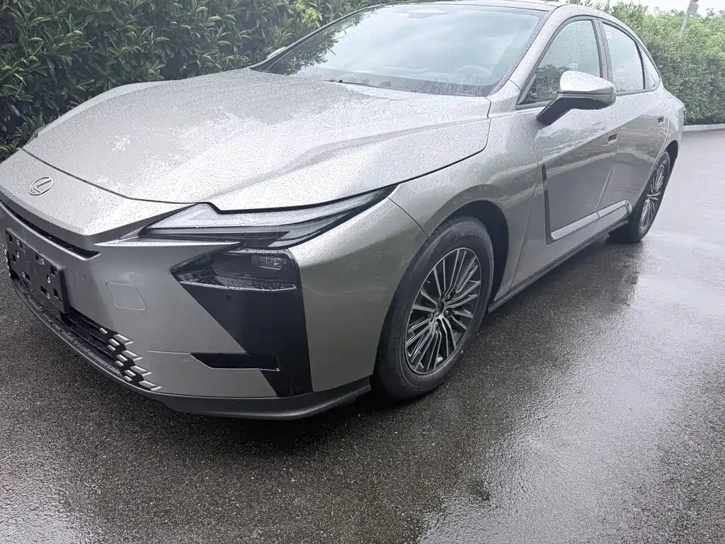 Lexus ES 2026