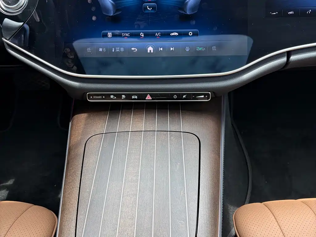 Mercedes-Benz E-Class New Energy 2024 — фото 15