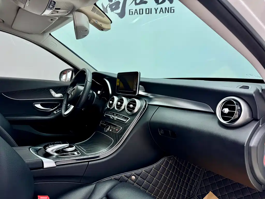 Mercedes-Benz C-Class 2018 — фото 14