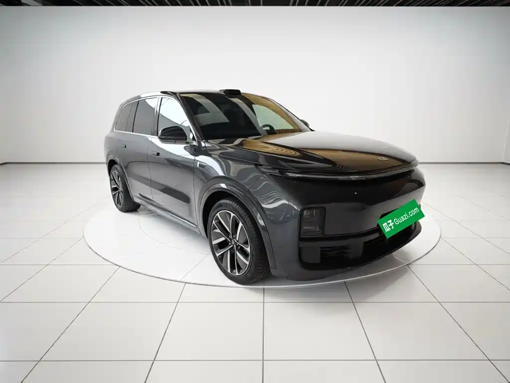 Li Auto Li L9 2025