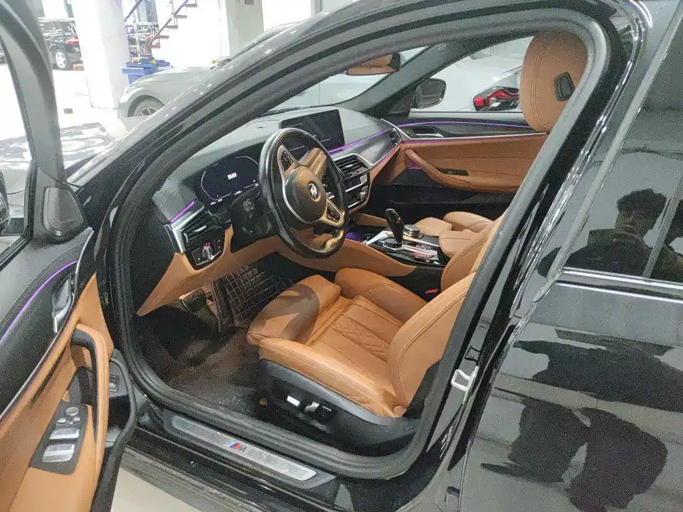 BMW 5 Series 2023