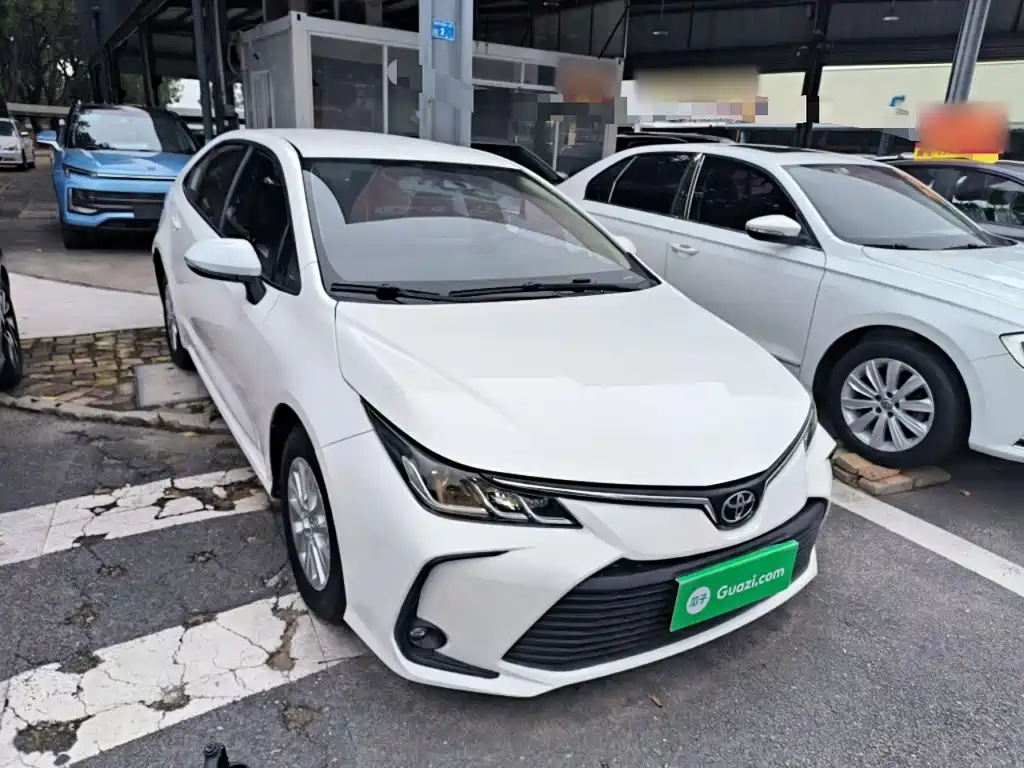 Toyota Corolla 2023 — фото 22