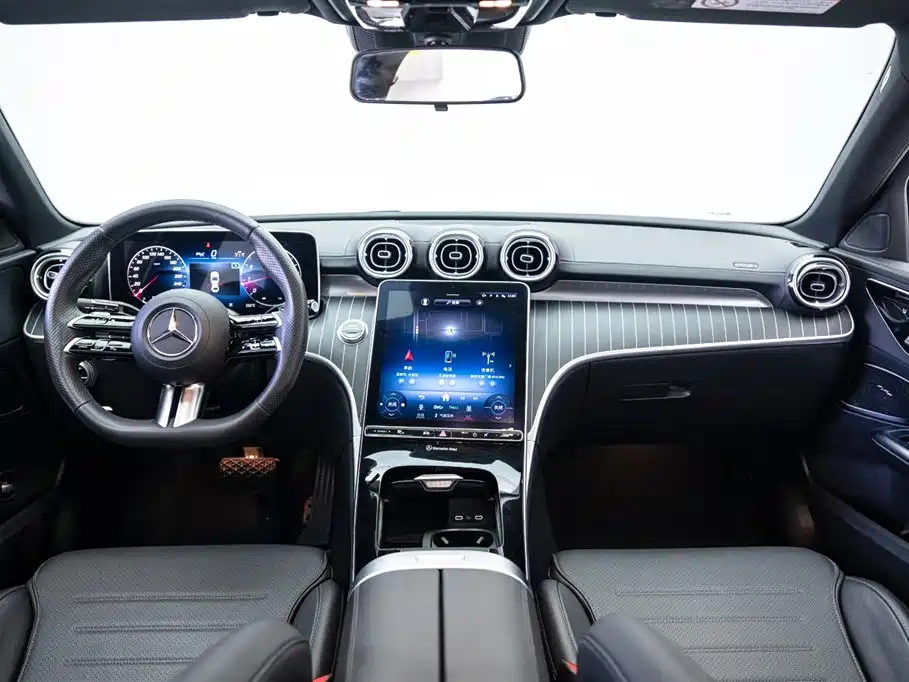 Mercedes-Benz C-Class 2022 — фото 6
