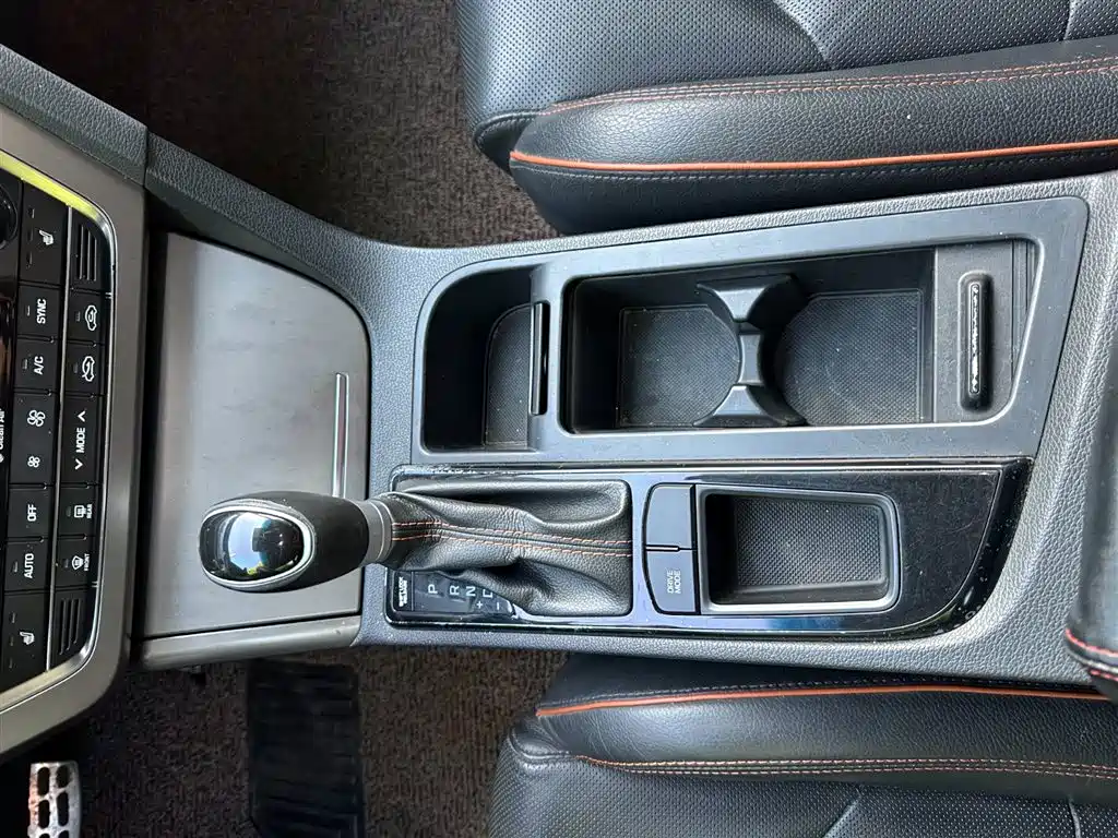 Hyundai Sonata 2016 — фото 15