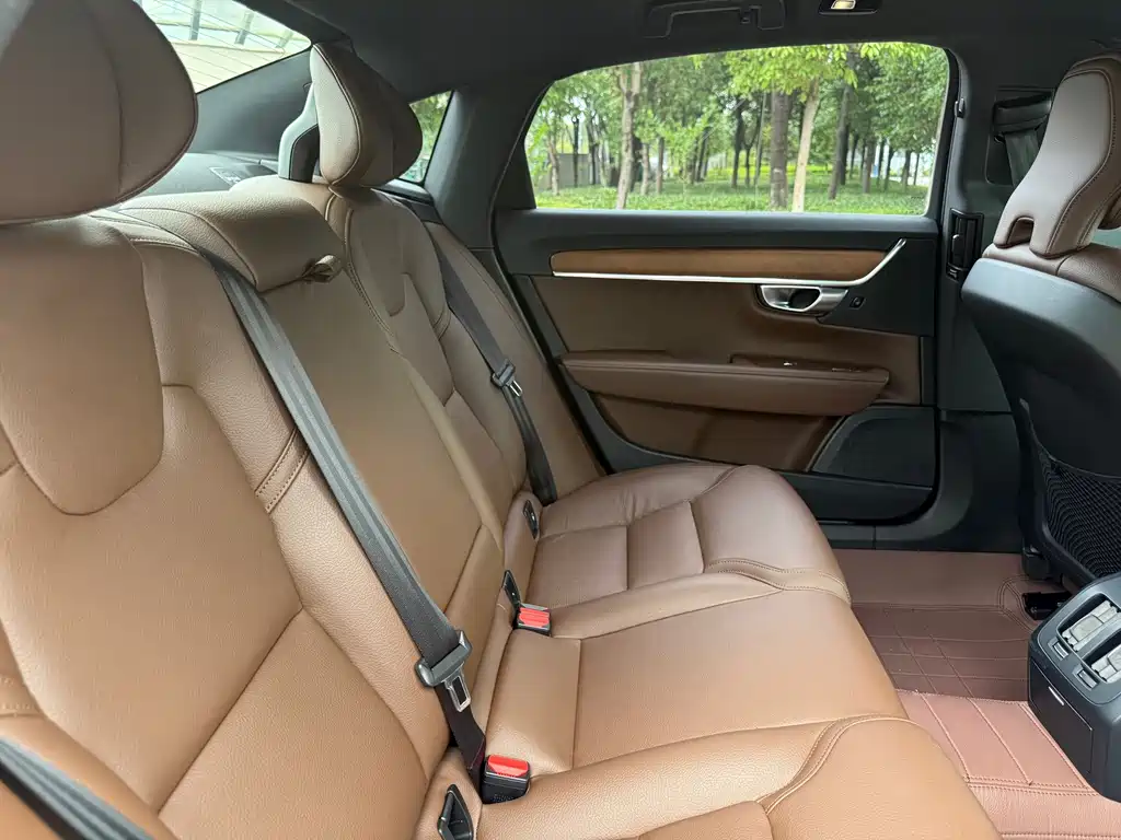Volvo S90 2023 — фото 23