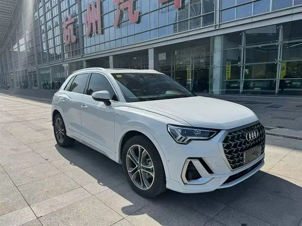 Audi Q3 2024