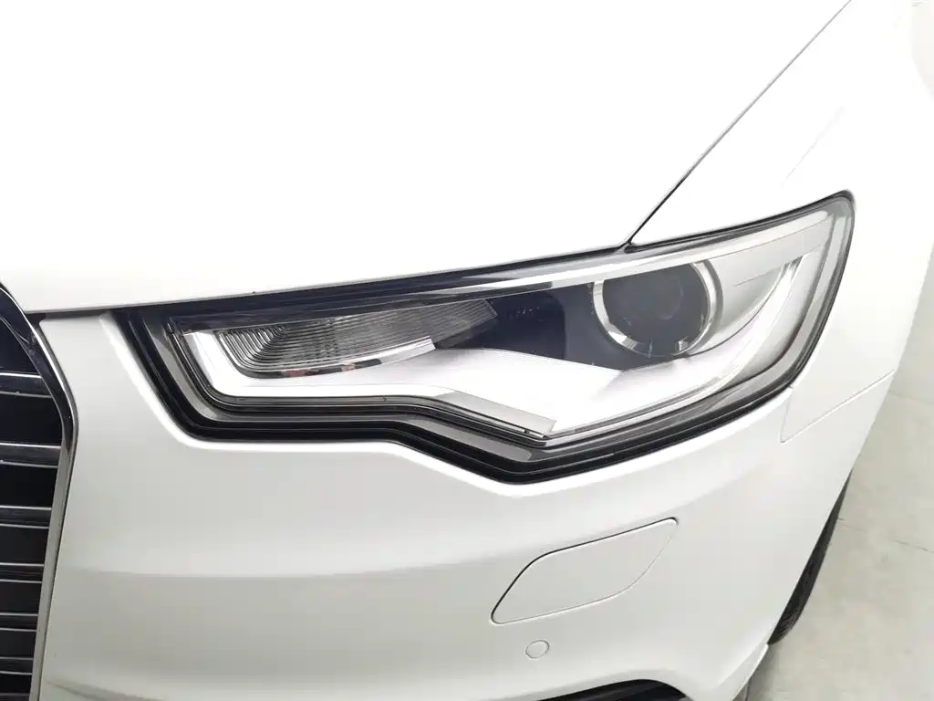 Audi A6L 2015 — фото 7
