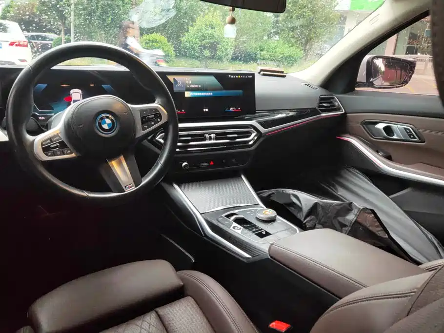 BMW i3 2023 — фото 12