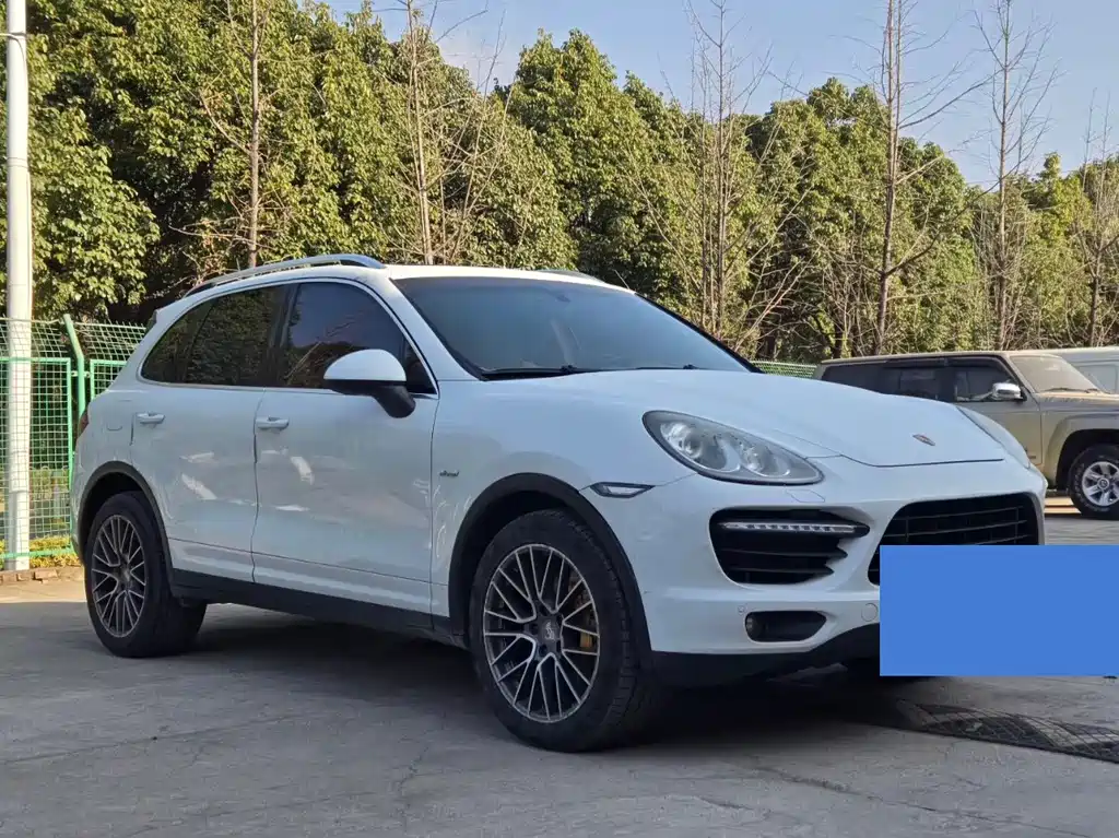 Porsche Cayenne 2013 — фото 2