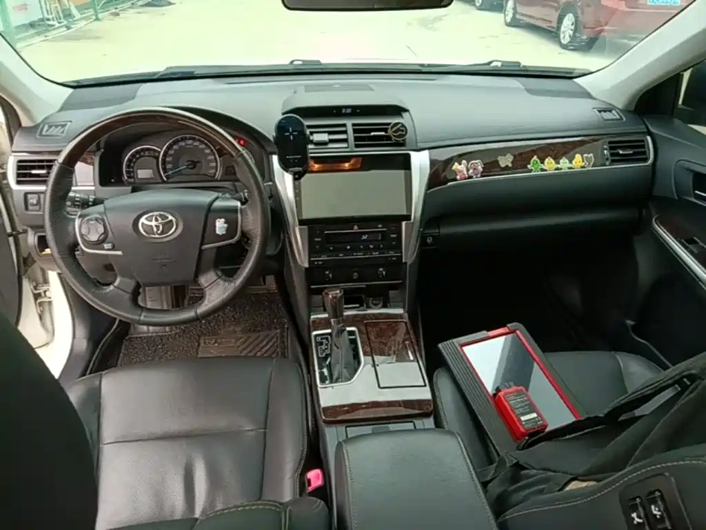 Toyota Camry 2017