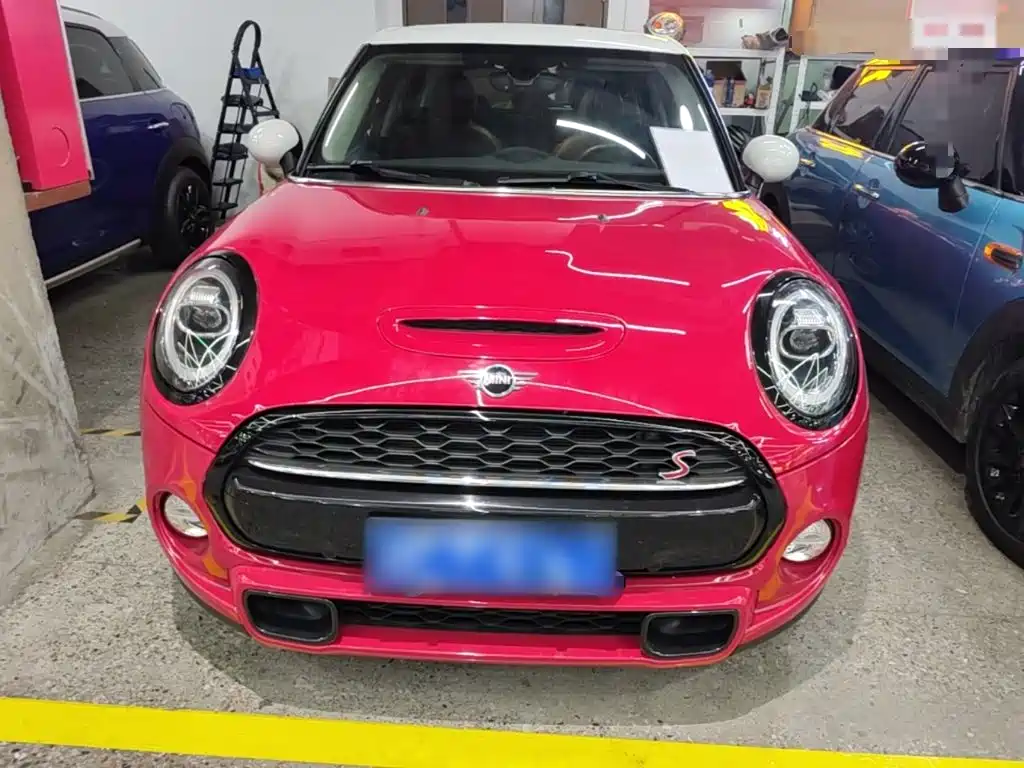 MINI MINI 2020