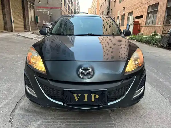 Mazda 3 Xingcheng 2012