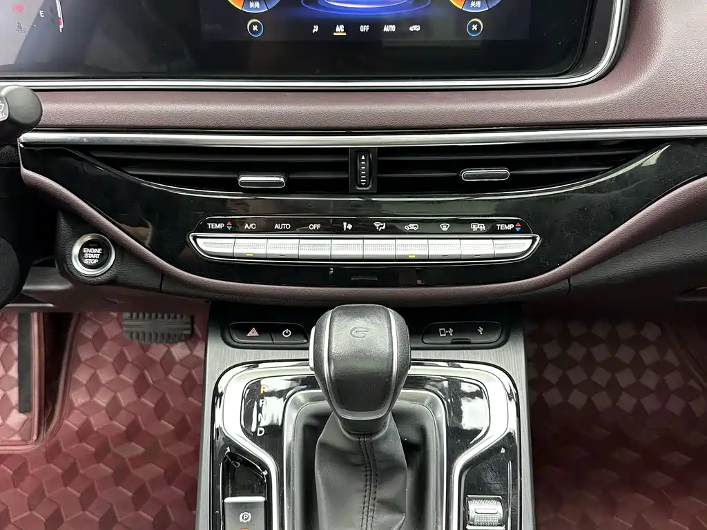 GAC Trumpchi M6 2022 — фото 14