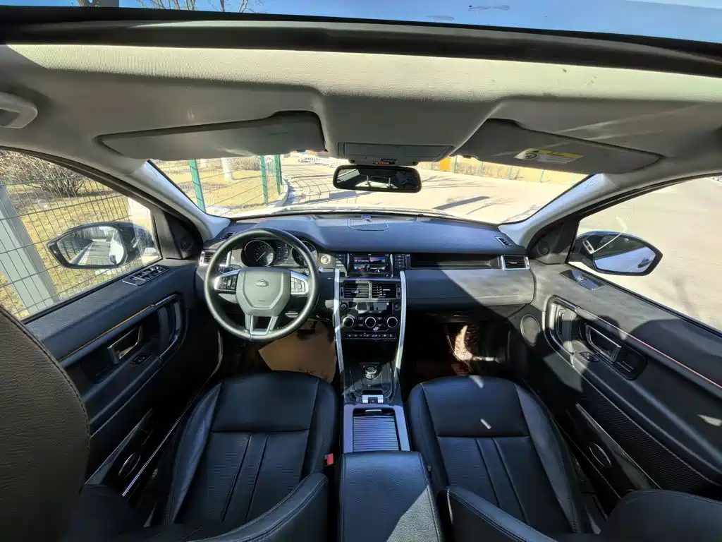 Land Rover Discovery Sport 2019 — фото 15