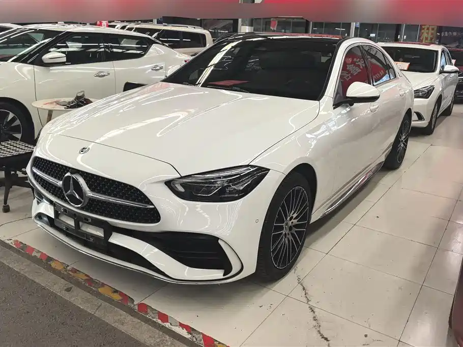 Mercedes-Benz C-Class 2024