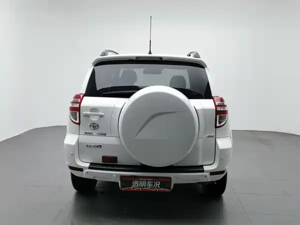 Toyota RAV4 2012
