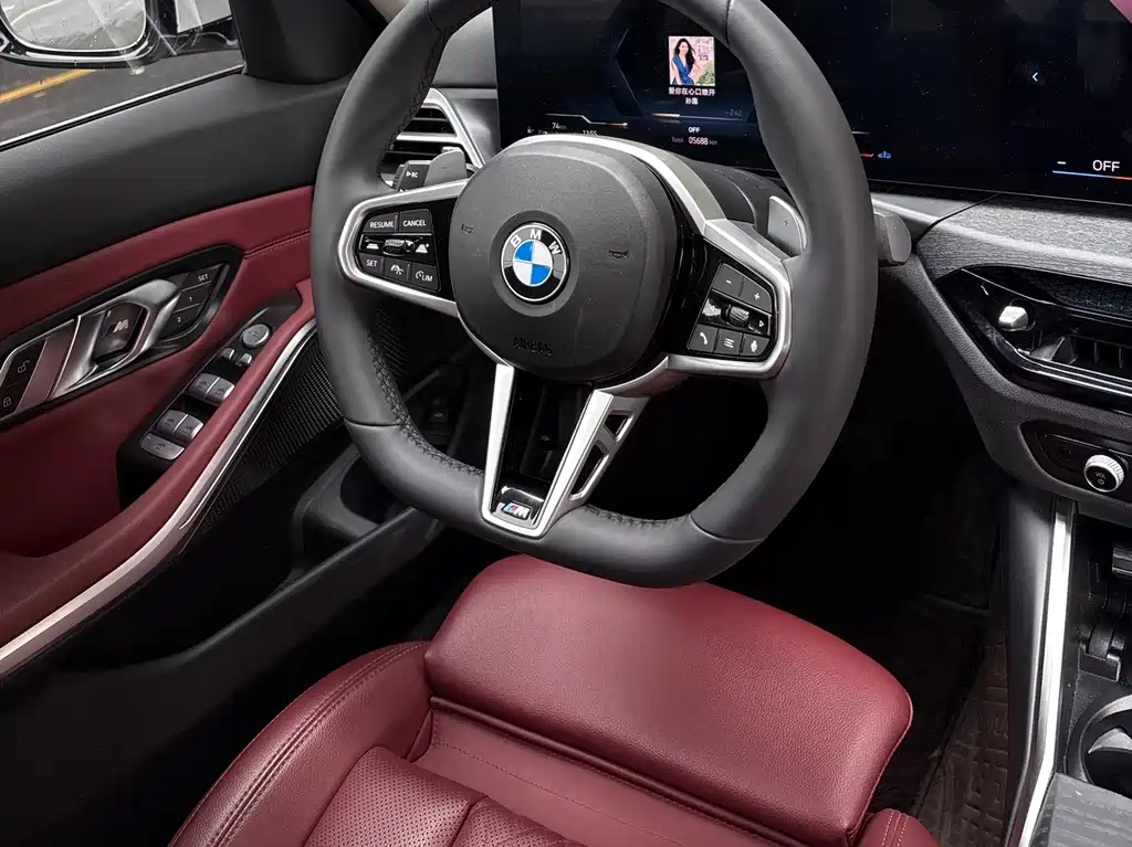 BMW 3 Series 2025 — фото 9