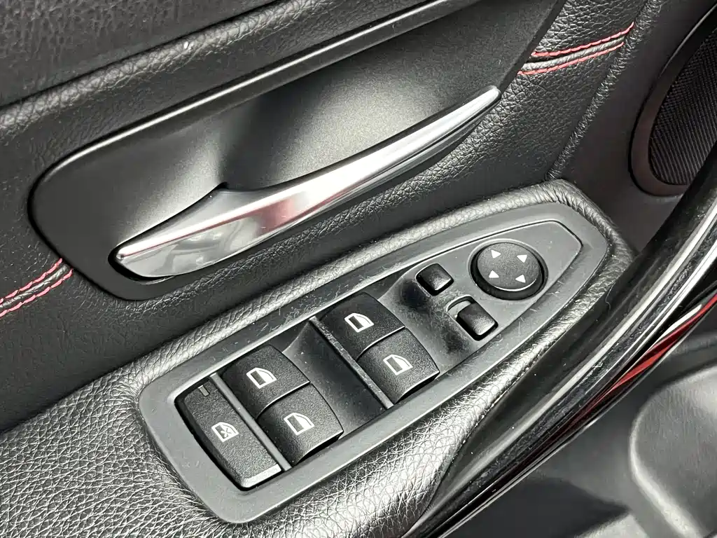 BMW 3 Series 2013 — фото 10