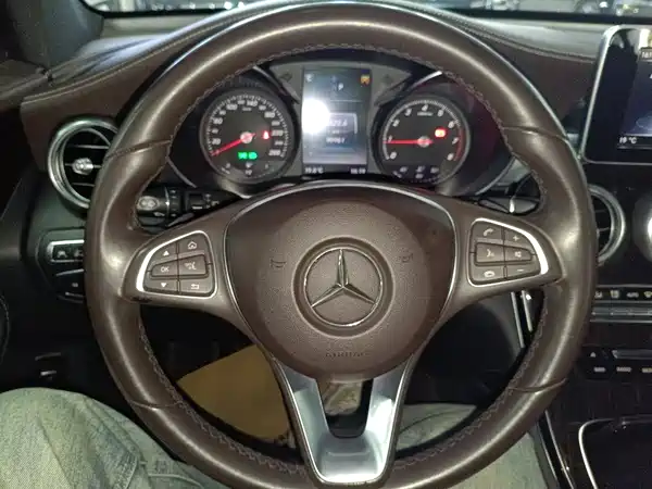 Mercedes-Benz GLC 2017