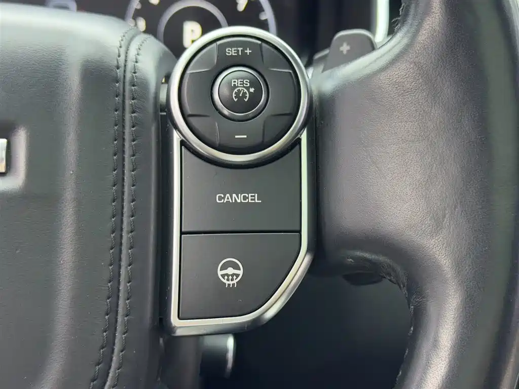Land Rover Range Rover 2018 — фото 17
