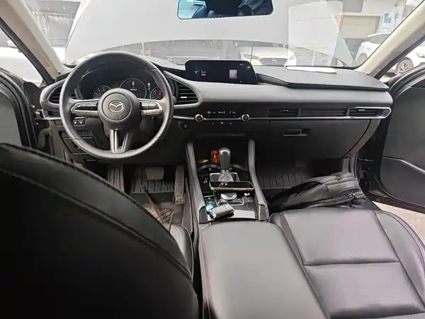 Mazda 3 Axela 2021