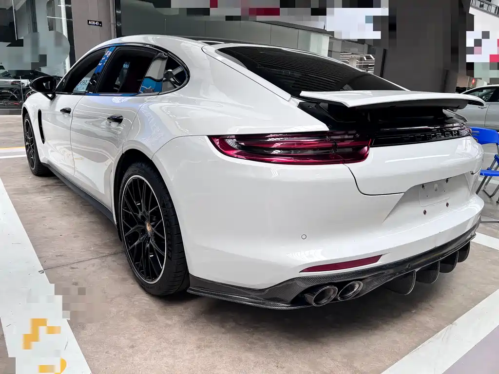 Porsche Panamera 2019 — фото 20