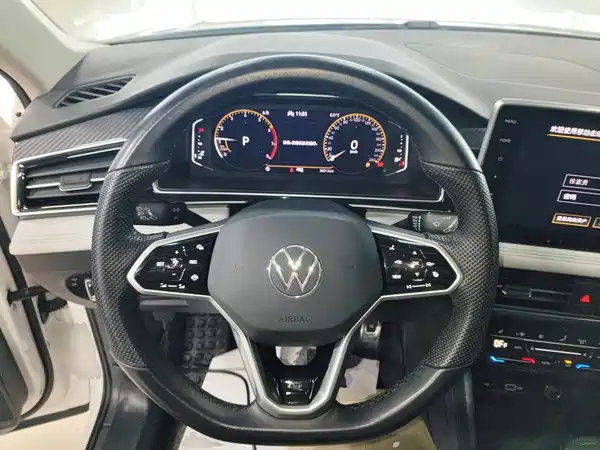Volkswagen Tiguan L 2022