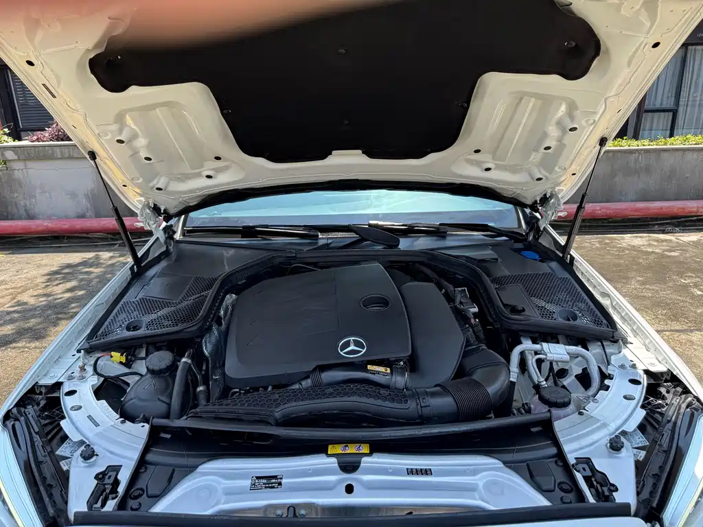 Mercedes-Benz C-Class 2020 — фото 23