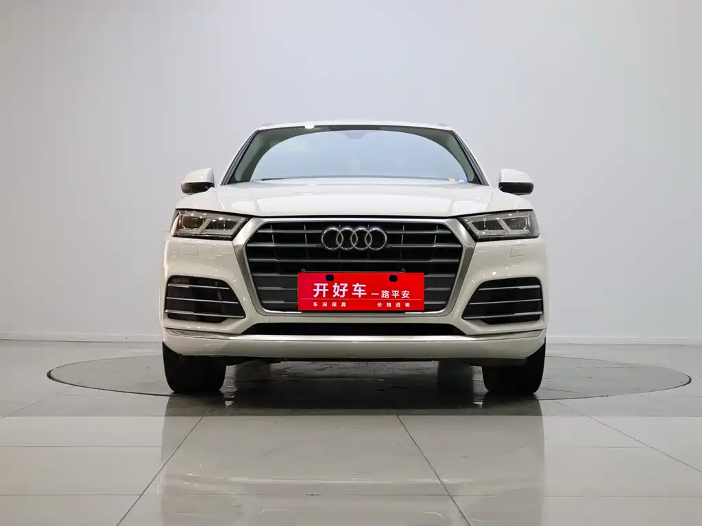 Audi Q5L 2020 — фото 2