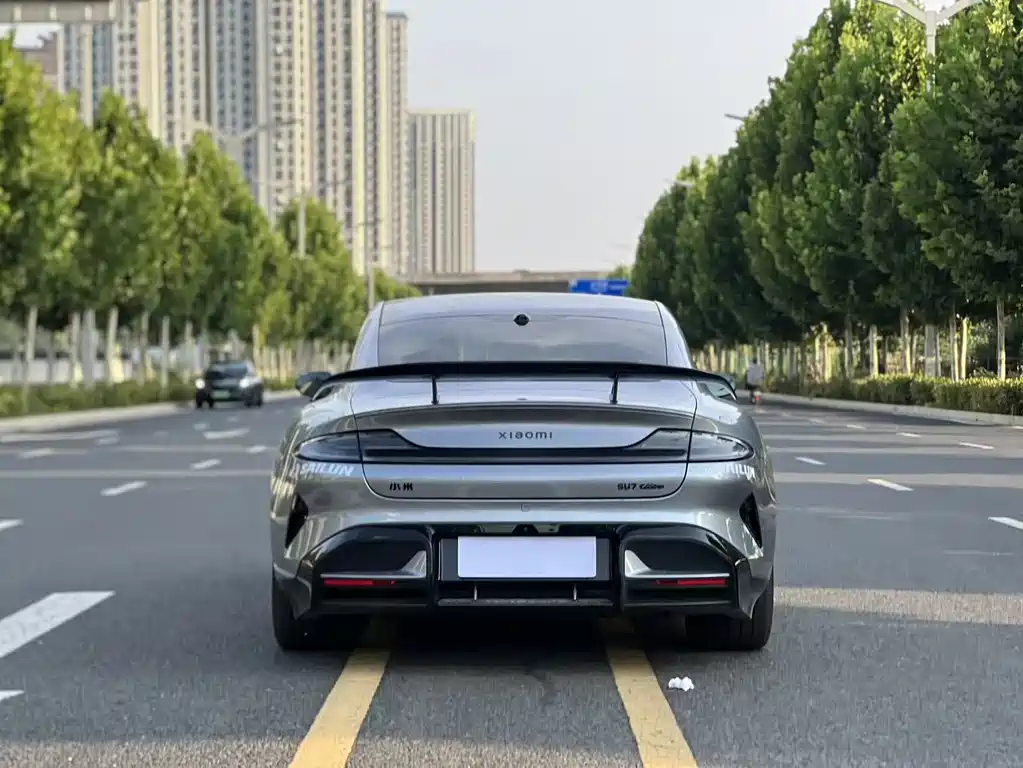 Xiaomi SU7 Ultra 2025 — фото 11