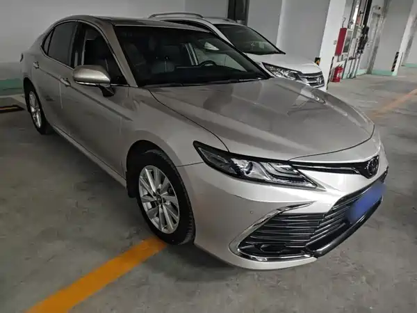 Toyota Camry 2021