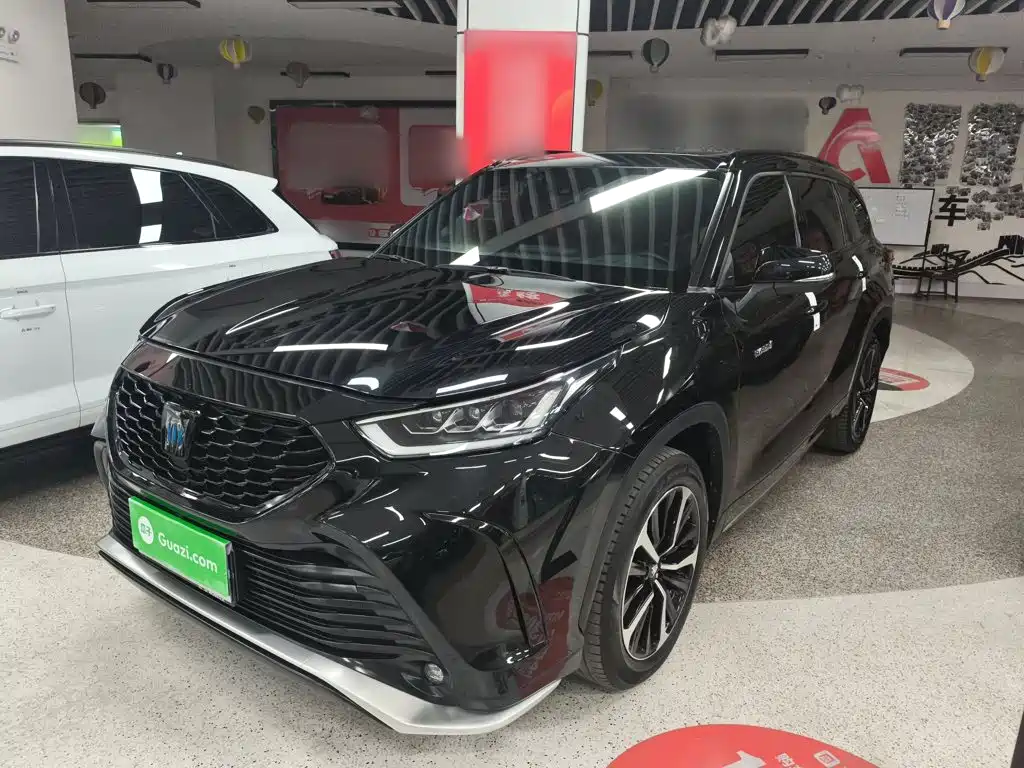 Toyota Crown Kluger 2021