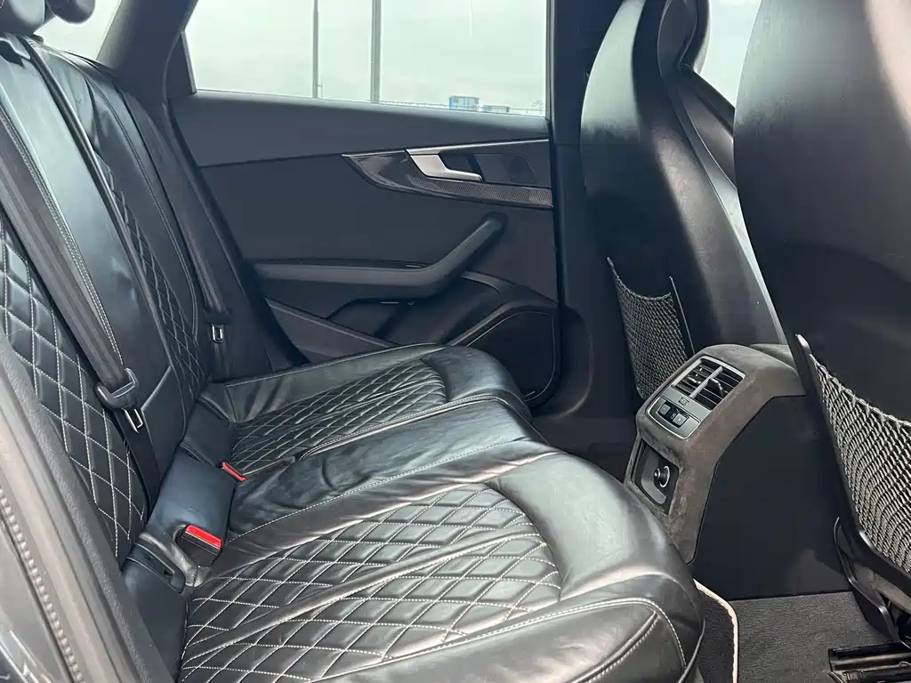 Audi S4 2019
