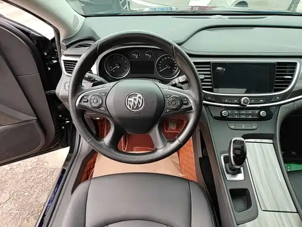 Buick LaCrosse 2019