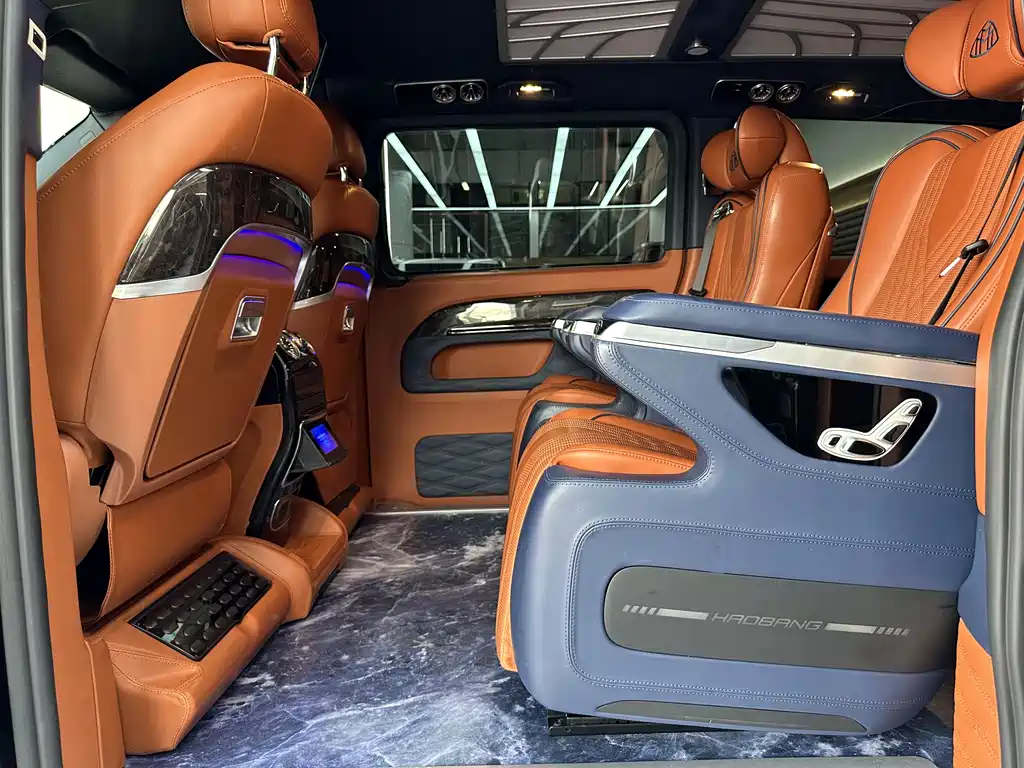 Mercedes-Benz Vito 2023 — фото 13