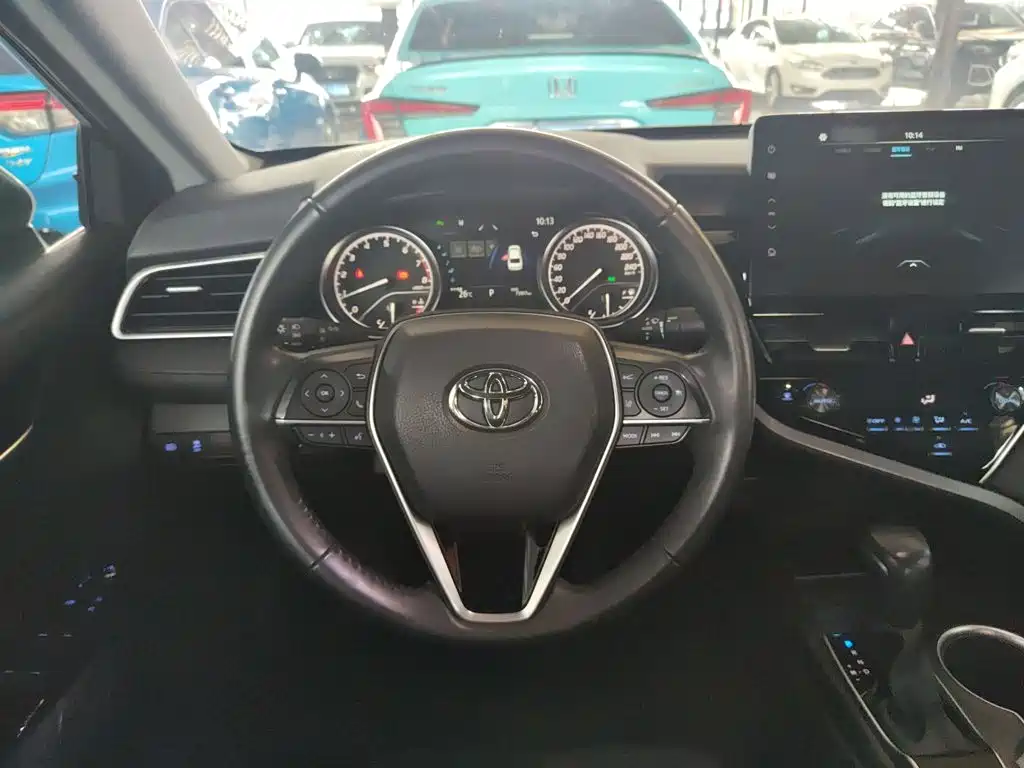 Toyota Camry 2022
