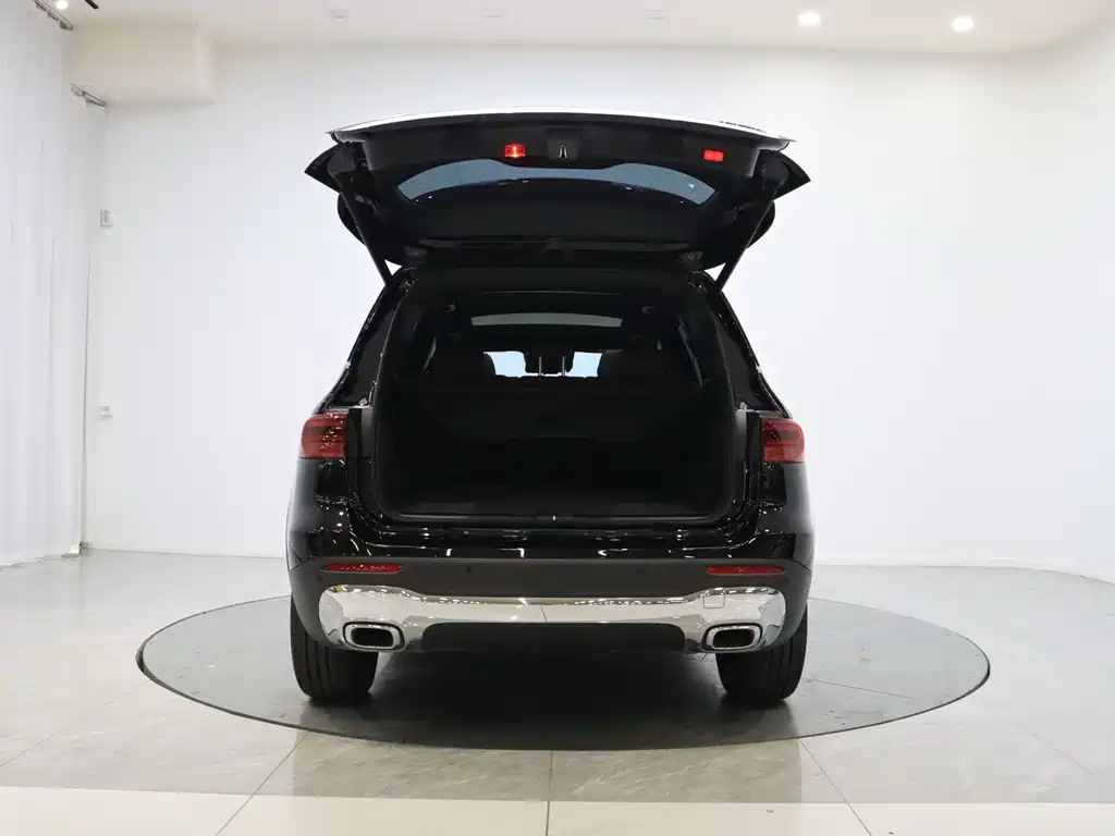 Mercedes-Benz GLB 2025 — фото 10