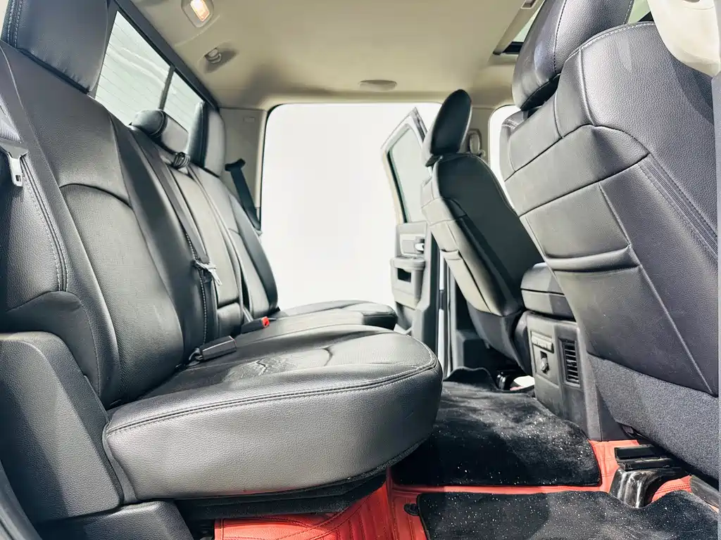 RAM Trucks 2016 — фото 11