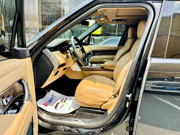 Land Rover Range Rover 2025